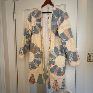 ➰ Women's Quilted Coat S/M ➰